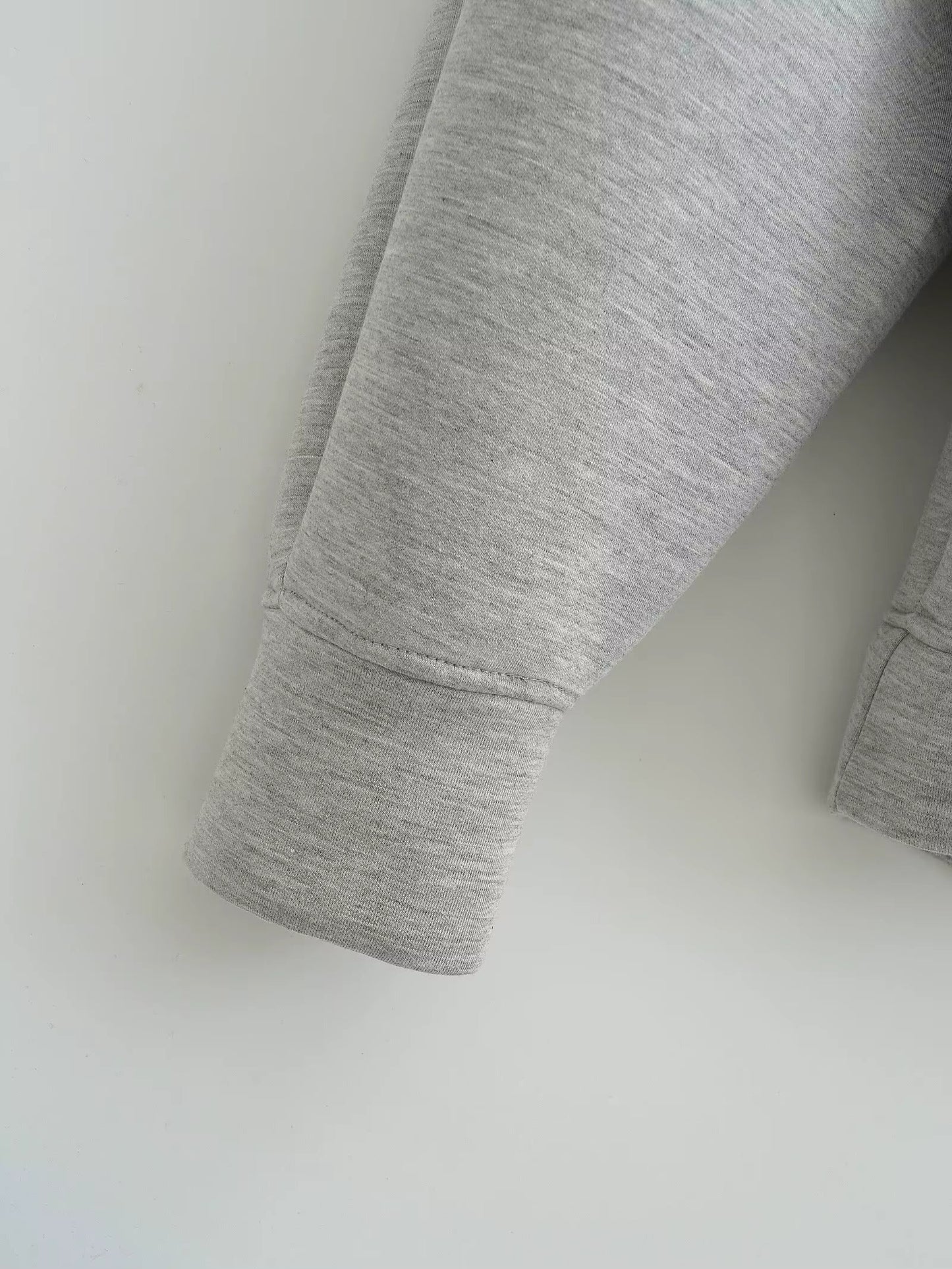 Van Delft Mode® | Damesjas met lange mouwen