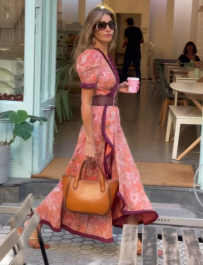 Van Delft Mode® | Elegante Roze Maxi Dress met Korte Mouwen