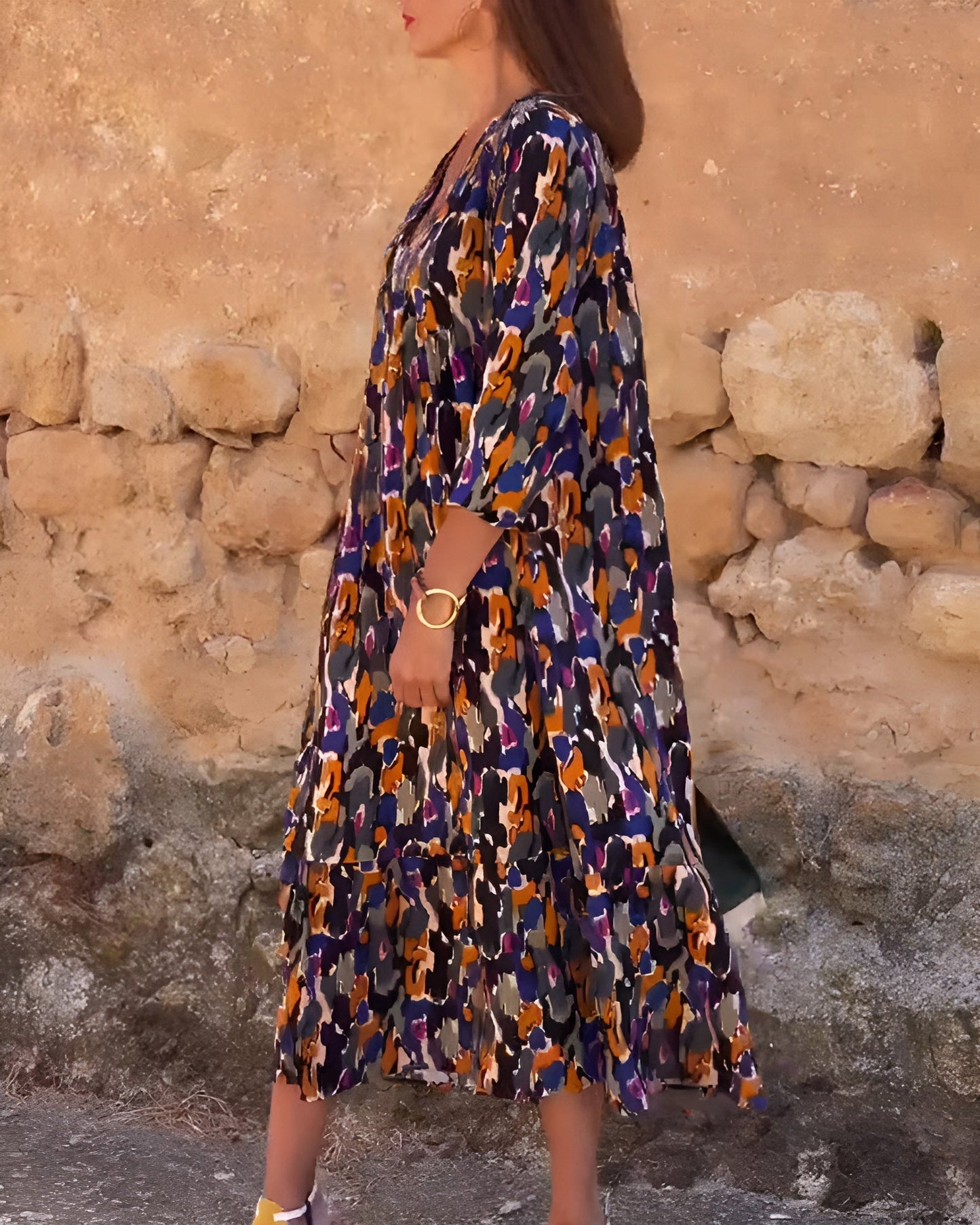 Van Delft Mode® | V-hals jurk met retroprint
