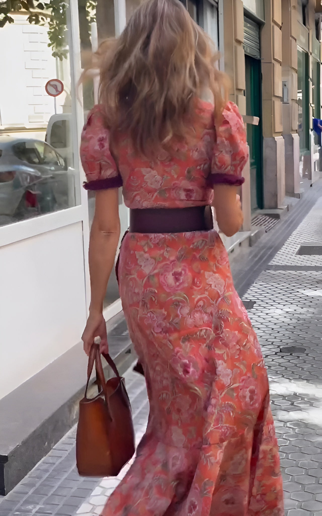Van Delft Mode® | Elegante Roze Maxi Dress met Korte Mouwen