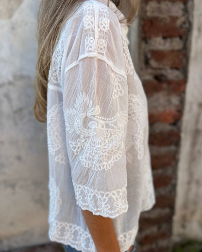 Van Delft Mode® | CHIQUE KANTEN GEBORDUURDE BLOUSE