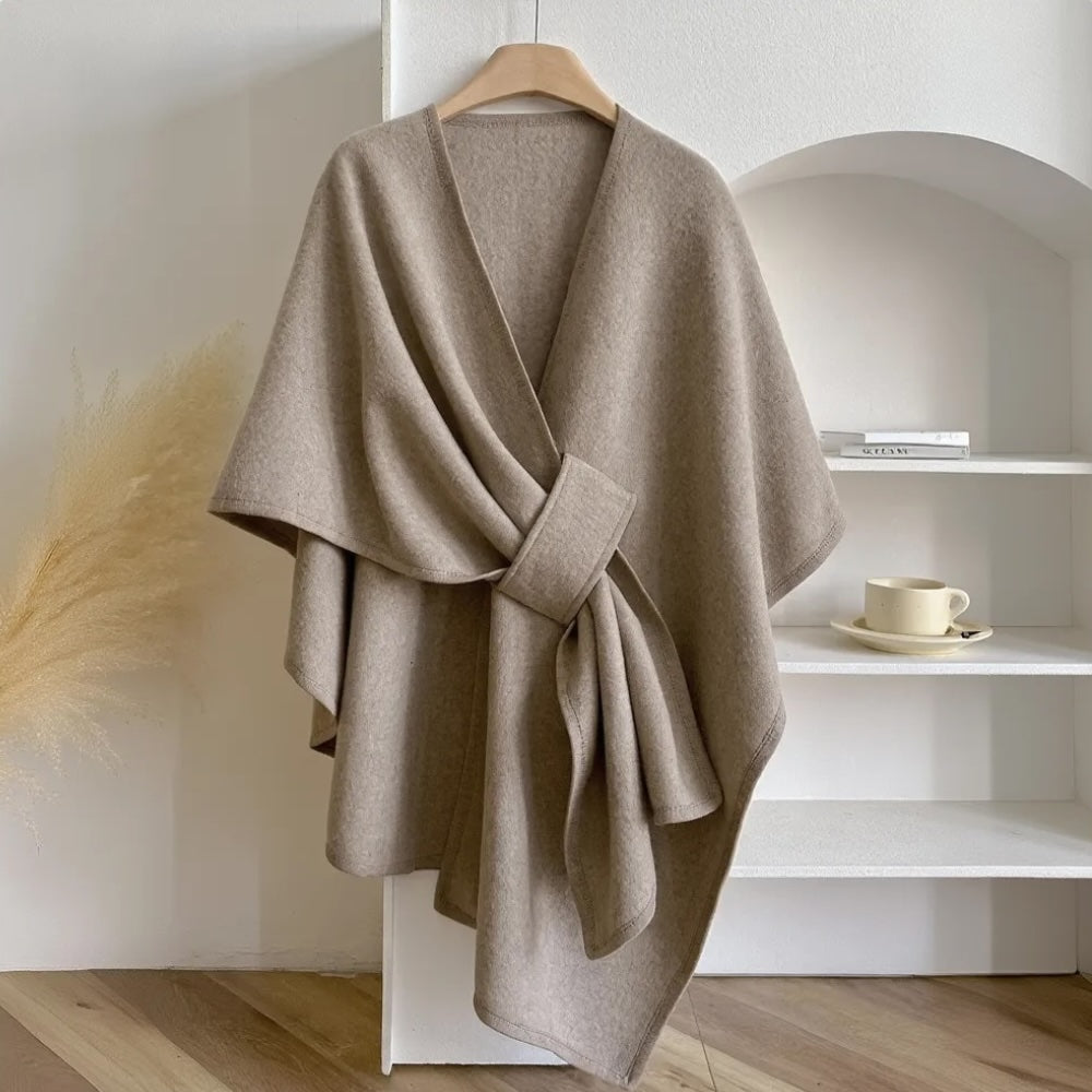 Van Delft Mode® | Comfortabele poncho met franjes