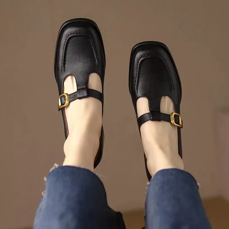 Van Delft Mode®| Elegante T-Strap Schoenen