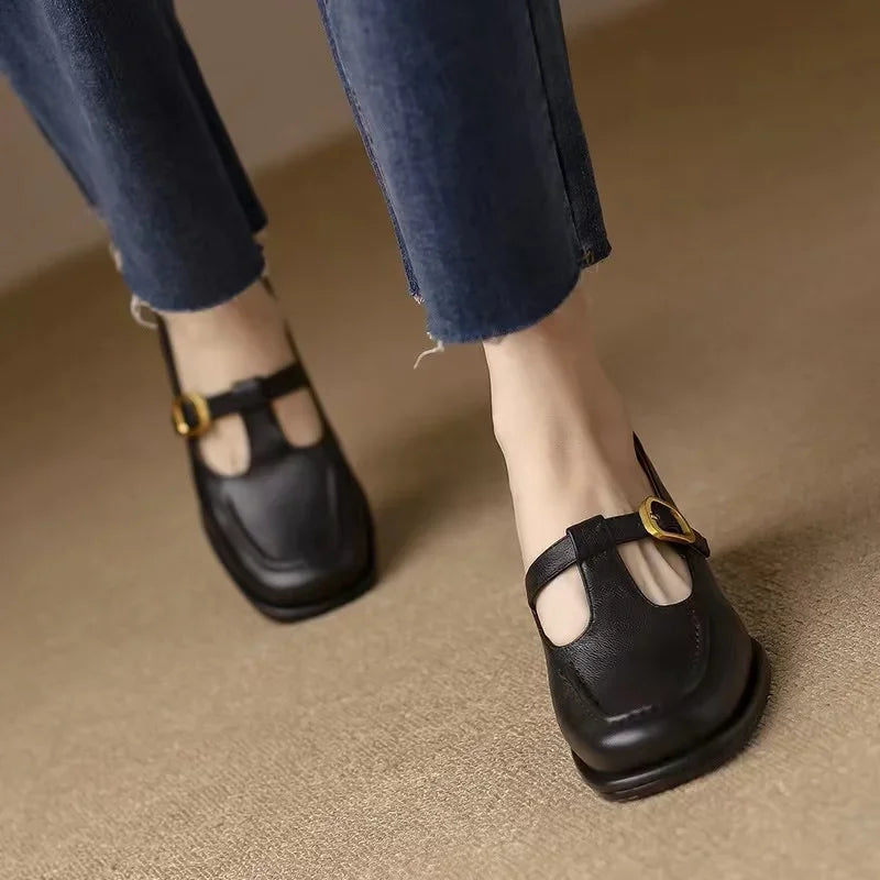 Van Delft Mode®| Elegante T-Strap Schoenen