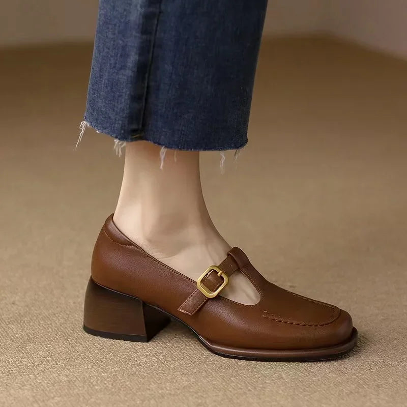 Van Delft Mode®| Elegante T-Strap Schoenen