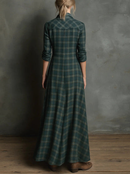 Van Delft Mode® | Lange jurk met groene geruite revers